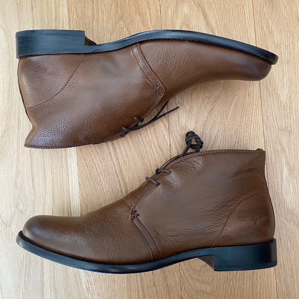 BRAND NEW FRYE Phillip Chukka leather boots Cognac Mens 9.5